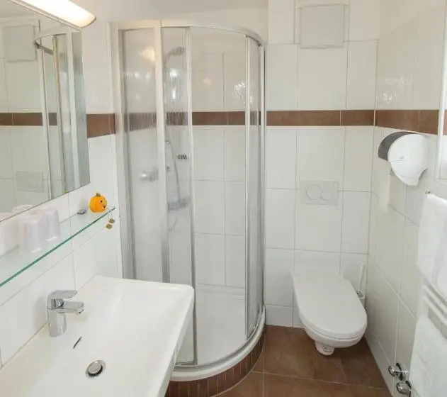 اتاق استاندارد, Pension Hubertus