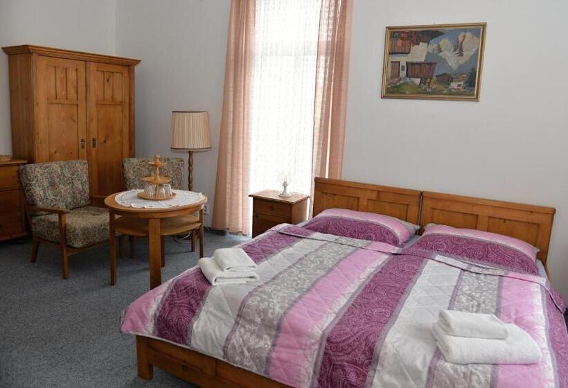 Номер Стандарт, Pension Josef