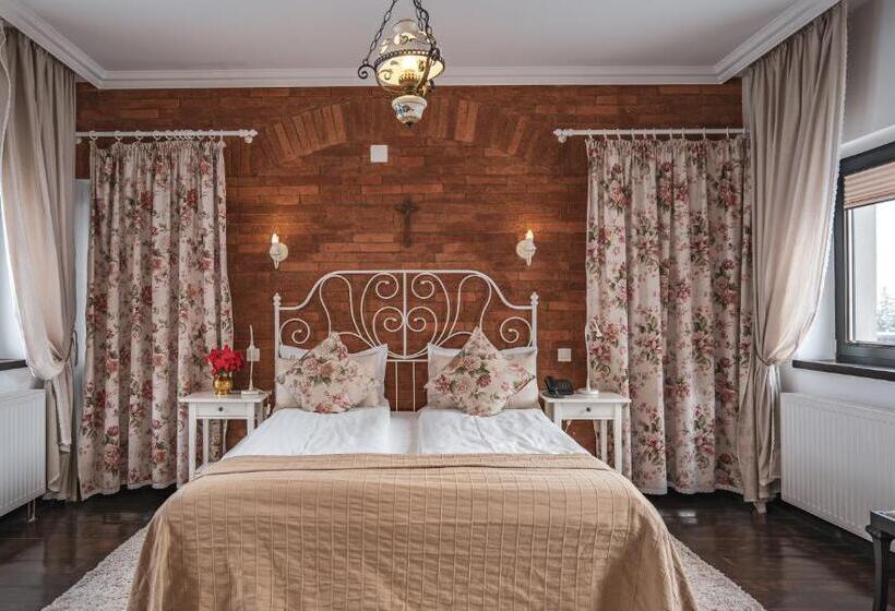 اتاق استاندارد, Conacul Bratescu