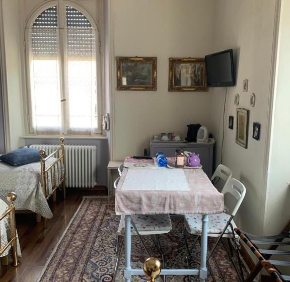 Chambre Quadruple Standard, B&b Borghi