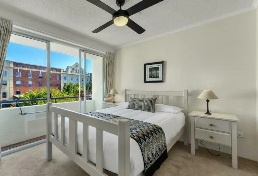 2ベッドルームアパートメント, Goldsborough Place Apartments