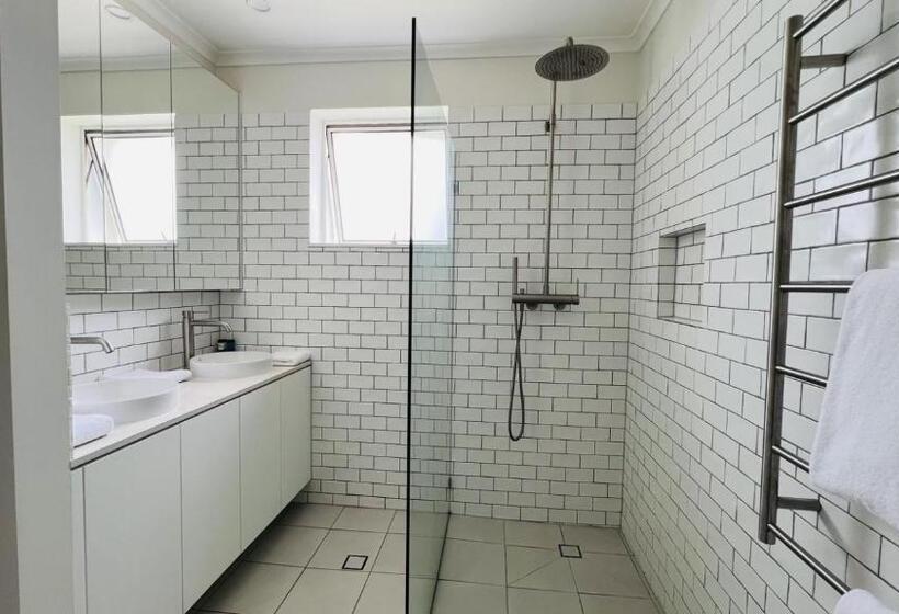 침실 2개 아파트, Goldsborough Place Apartments