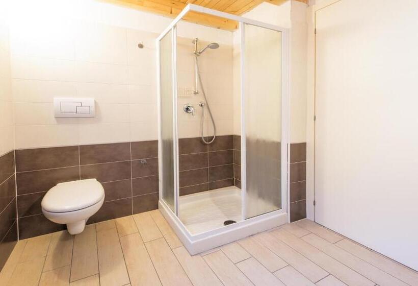 2 Bedrooms Apartment Lake View, La Chioma Di Berenice Garda Residence