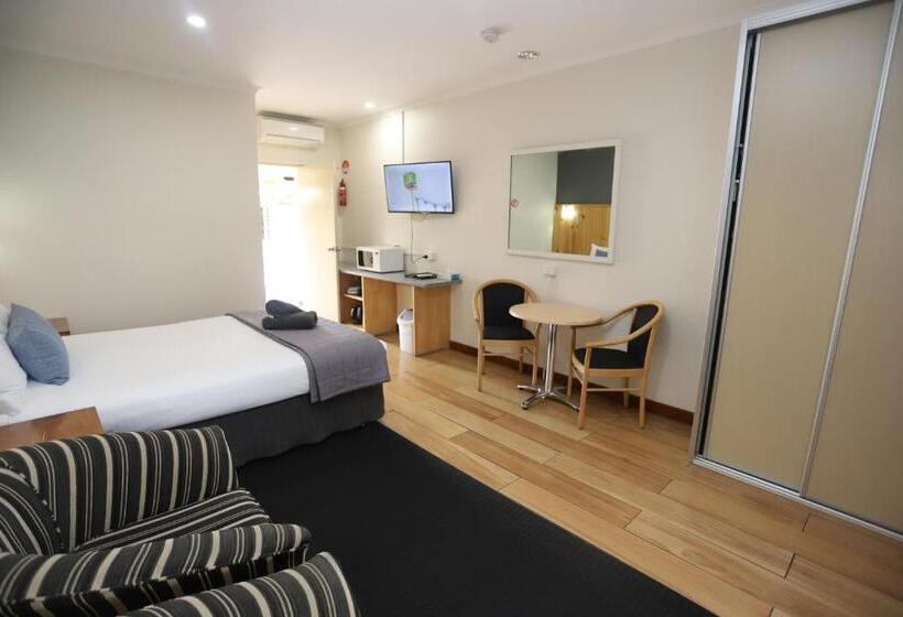 Номер Deluxe Кровать Куин, Sleepy Hill Motor Inn