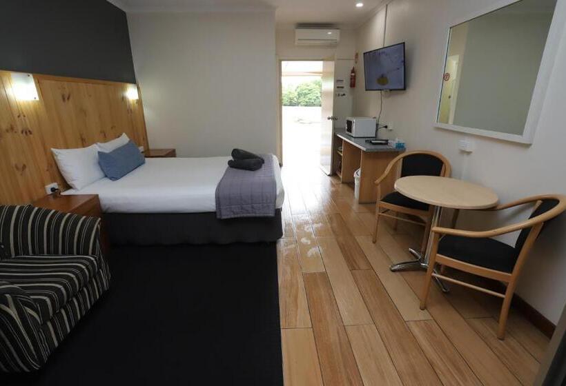 Номер Deluxe Кровать Куин, Sleepy Hill Motor Inn