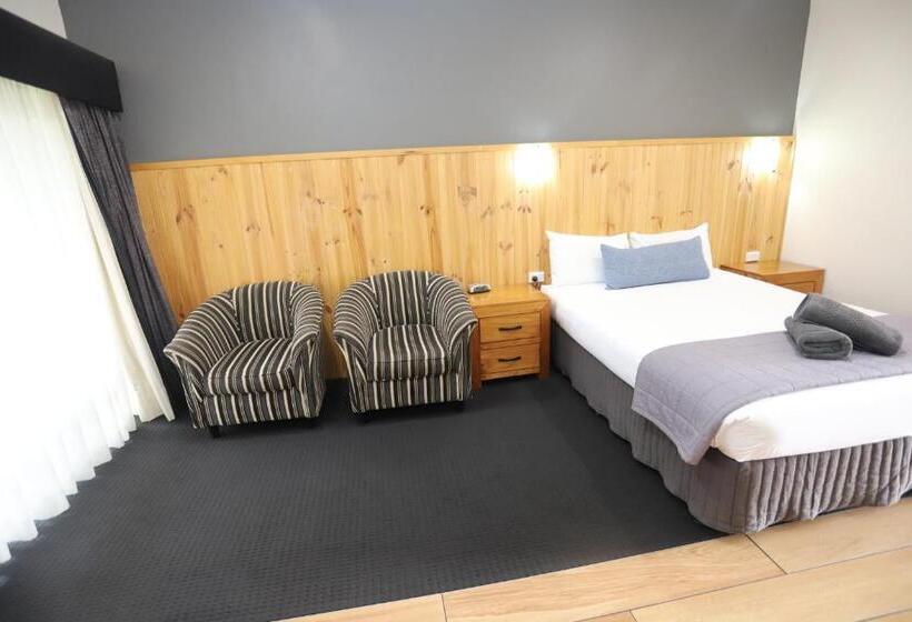 Номер Deluxe Кровать Куин, Sleepy Hill Motor Inn