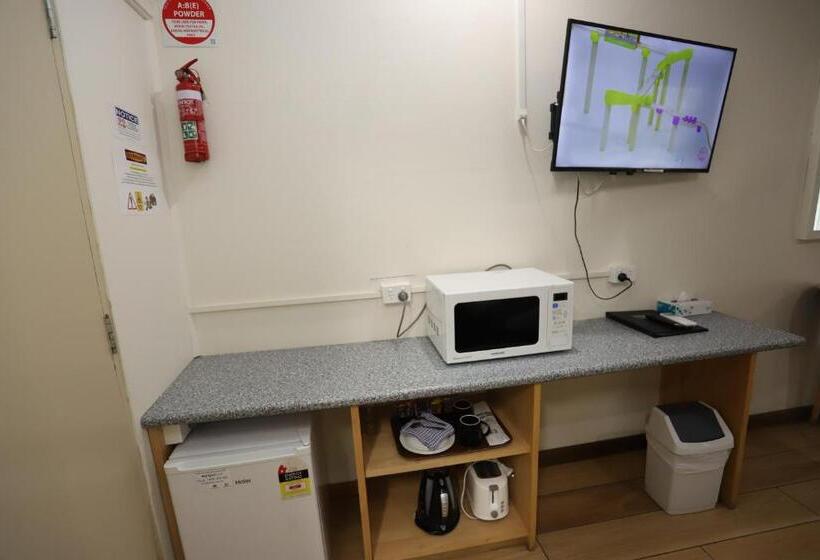 Номер Deluxe Кровать Куин, Sleepy Hill Motor Inn