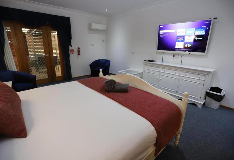 Люкс Кровать Кинг, Sleepy Hill Motor Inn