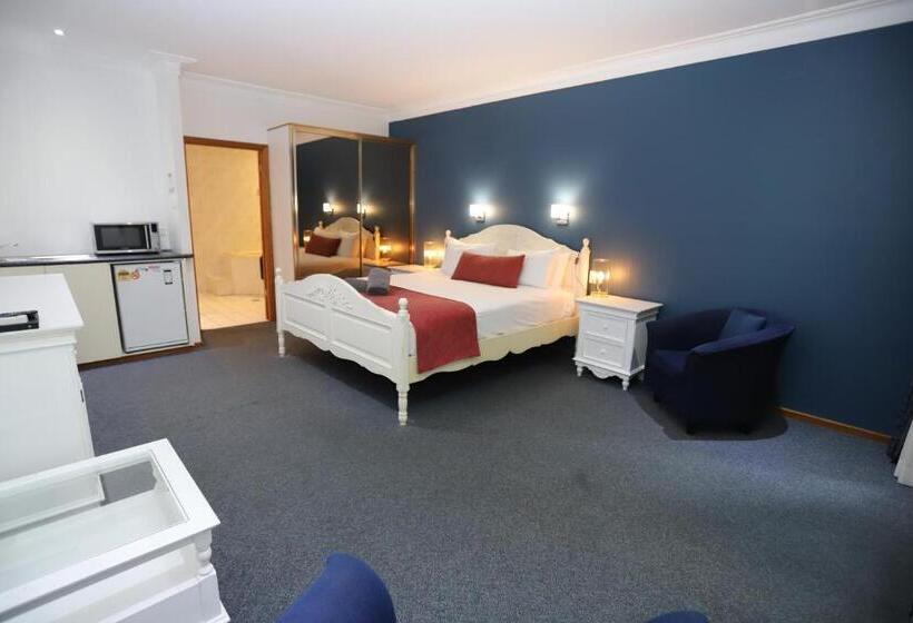 Люкс Кровать Кинг, Sleepy Hill Motor Inn