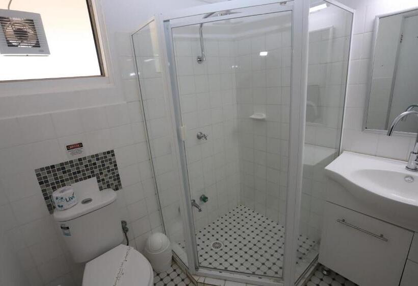 Номер Стандарт, Sleepy Hill Motor Inn