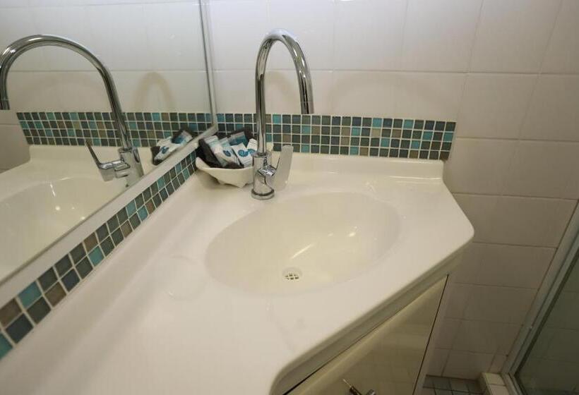 Люкс 2 Спальни, Sleepy Hill Motor Inn