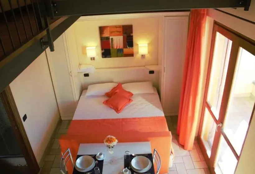 Duplex Rum, Borgo Castel Savelli