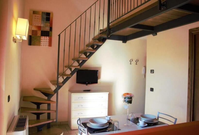 חדר דופלקס, Borgo Castel Savelli
