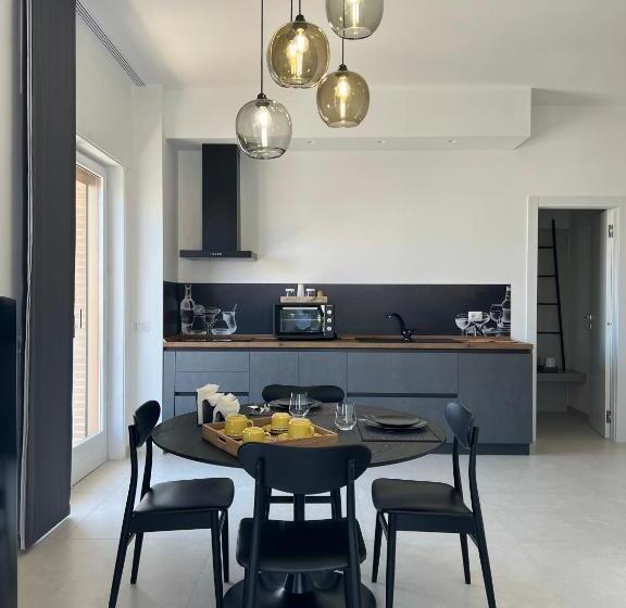 سوییت اجرایی, 4b B&b