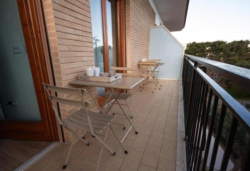 سوییت لوکس, 4b B&b