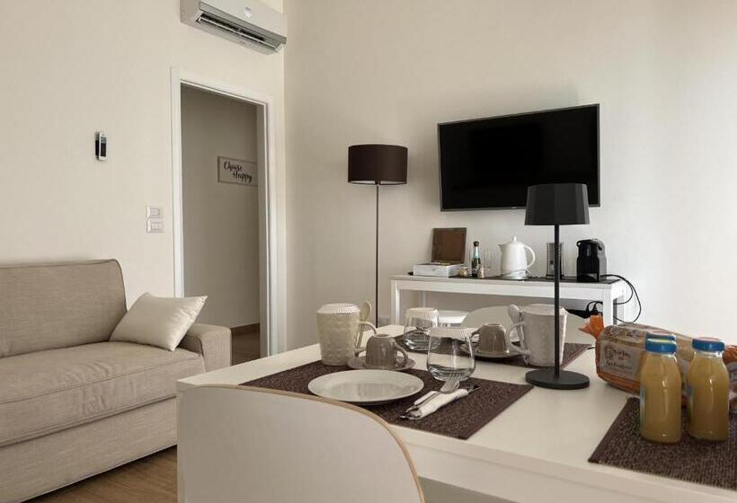 سوییت لوکس, 4b B&b