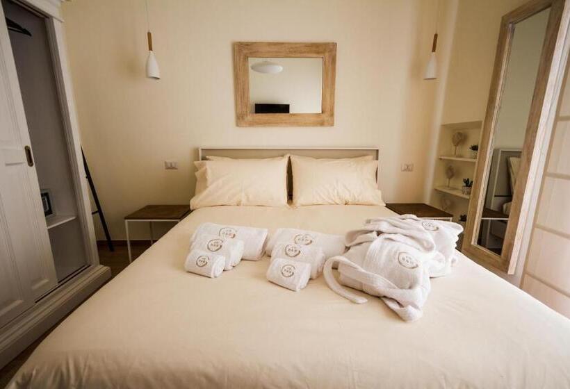 سوییت لوکس, 4b B&b