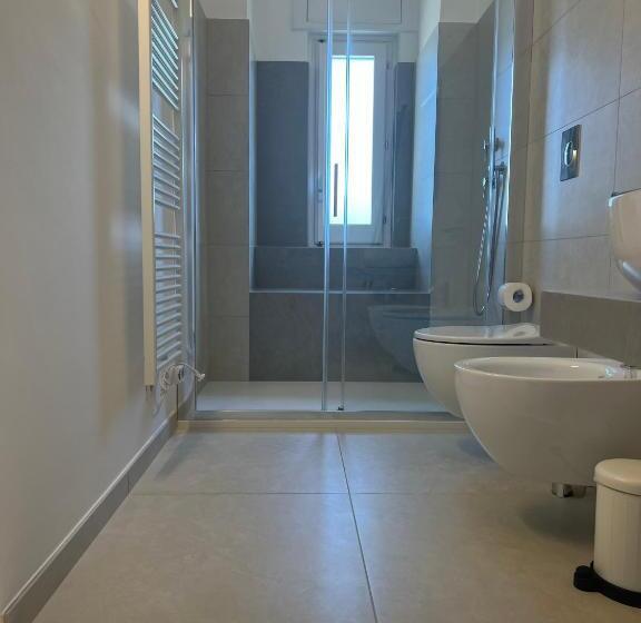 سوییت اجرایی, 4b B&b