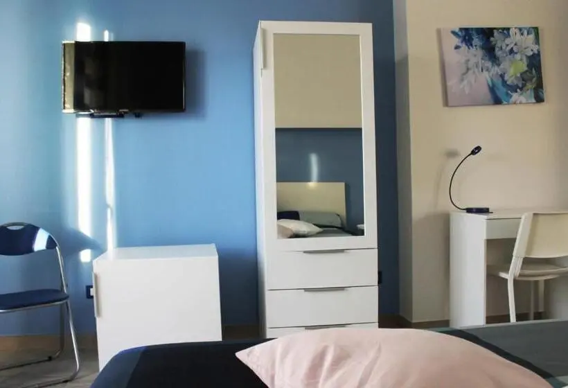 اتاق ساده سه‌ نفره, B&b Appiddaveru