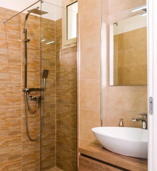 Háromágyas Standard Szoba, Il Lilium