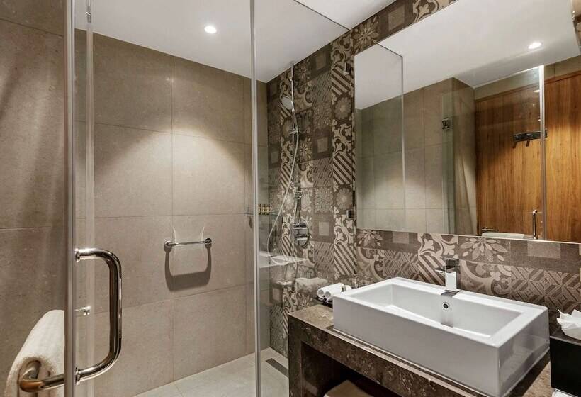 جناح جونيور, Grand Mercure Ahmedabad Gift City   An Accor Hotels Brand