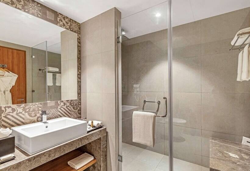 جناح جونيور, Grand Mercure Ahmedabad Gift City   An Accor Hotels Brand