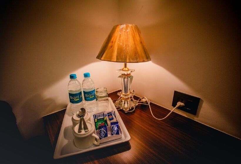 اتاق سوپریور, Ten Square, India