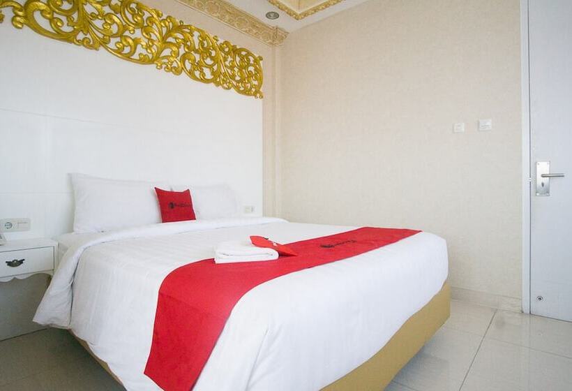 Номер Deluxe, Reddoorz Plus Near Discovery Shopping Mall Bali