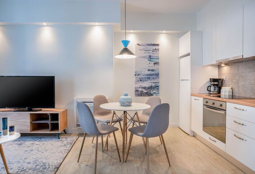 Апартаменты 2 Спальни, Athens Morum City Apartments