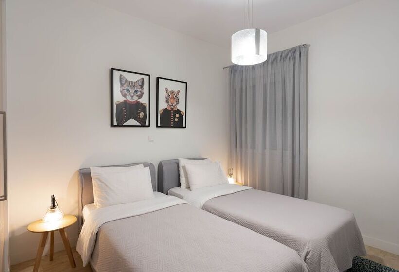 Апартаменты 3 Спальни, Athens Morum City Apartments