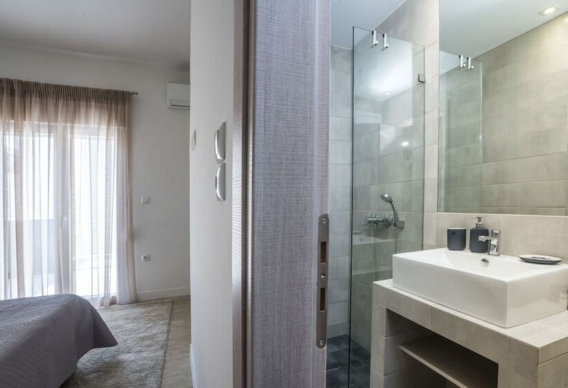 Апартаменты 2 Спальни, Athens Morum City Apartments