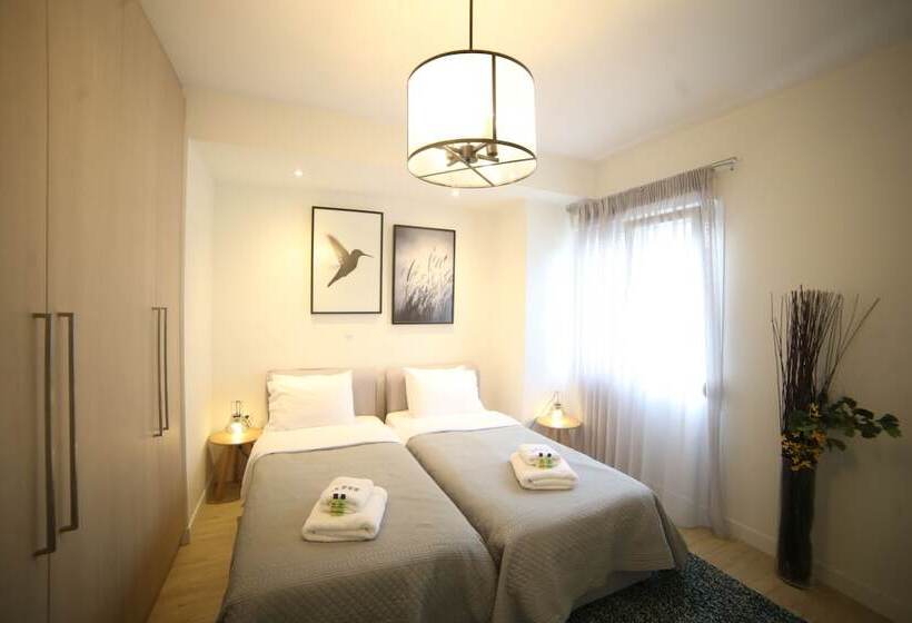 Апартаменты 3 Спальни, Athens Morum City Apartments