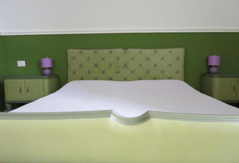 غرفة كومفورت ثلاثية, Maison Decò