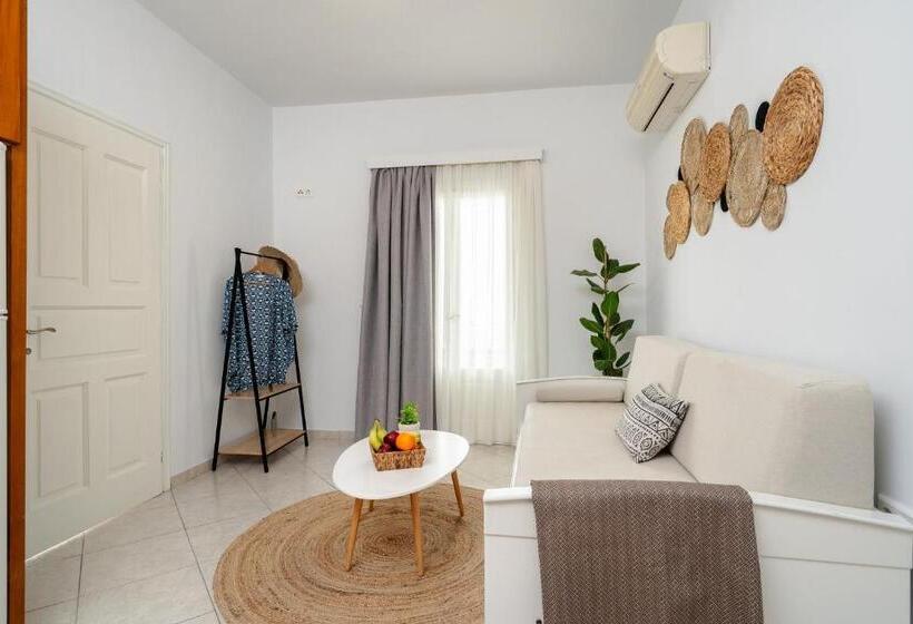 شقة غرفة واحدة, Erato Inn Naxos