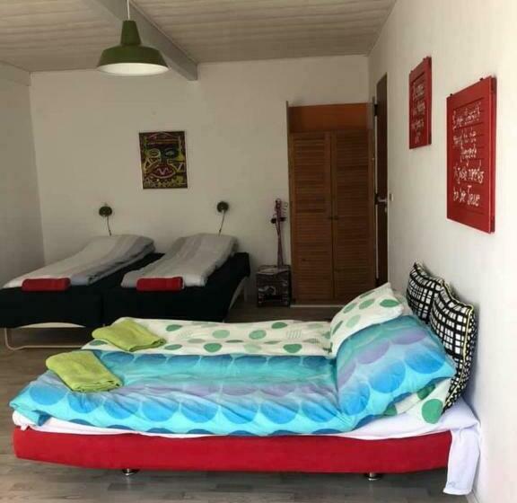 标准三人间, Døstrup Landevejskro & Motel