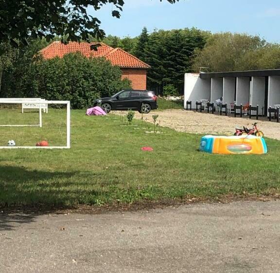 标准三人间, Døstrup Landevejskro & Motel