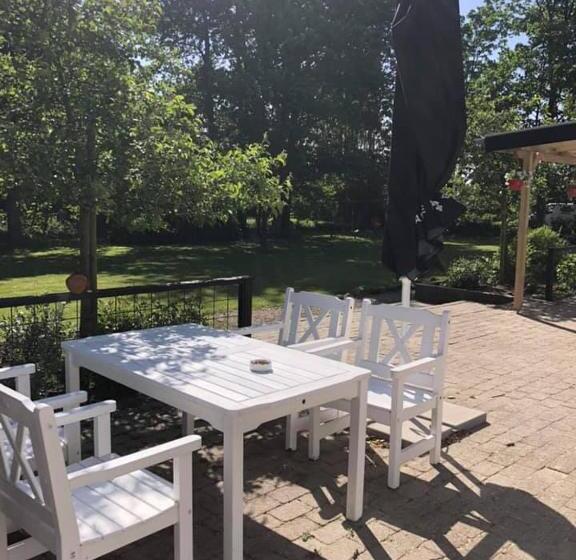 带大床的标准工作室, Døstrup Landevejskro & Motel