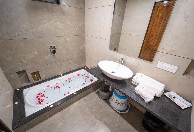 Президентский Люкс, La Serene Resort And Spa