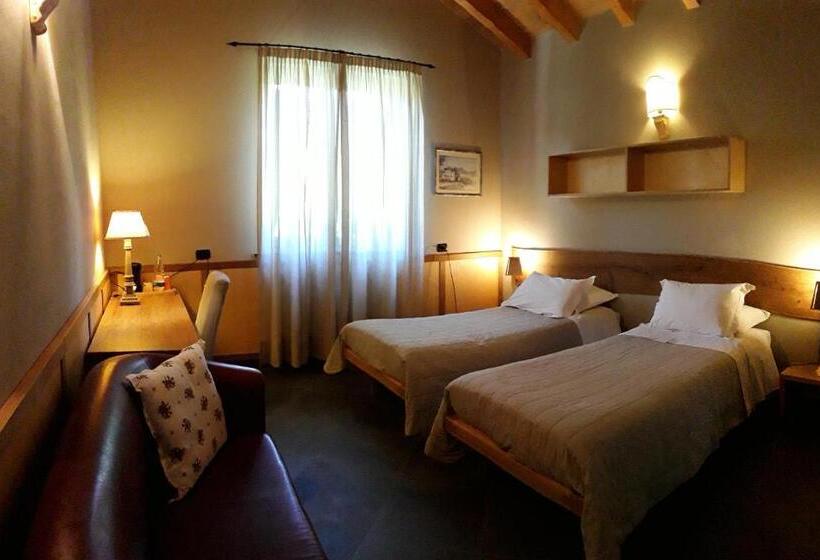 חדר סטנדרט, Sostio A Levante