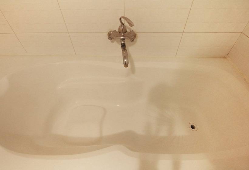 Perhehuone, Jeonju Cherevill Motel