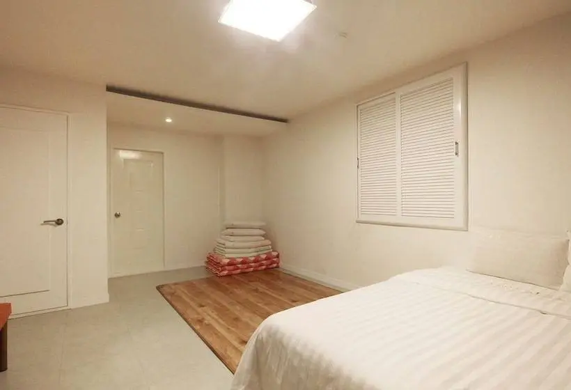 ファミリールーム, Jeonju Cherevill Motel