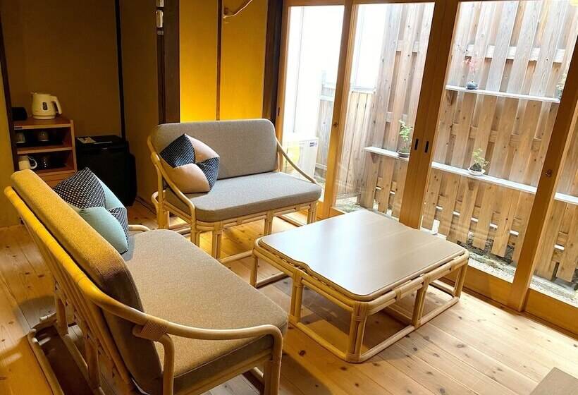 Номер Стандарт, Kariya Ryokan Q