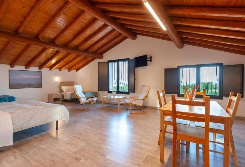 オーシャンビュースイート, Agriturismo Dell'etna