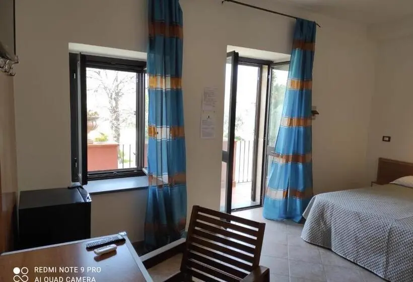 マウンテンビュースタンダードルーム, Agriturismo Dell'etna