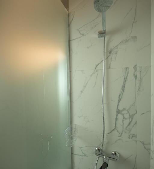 공동 객실, Mosaic Home