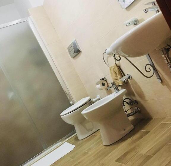 Chambre Supérieure, Beauty House