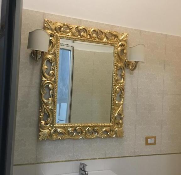 اتاق لوکس, Beauty House