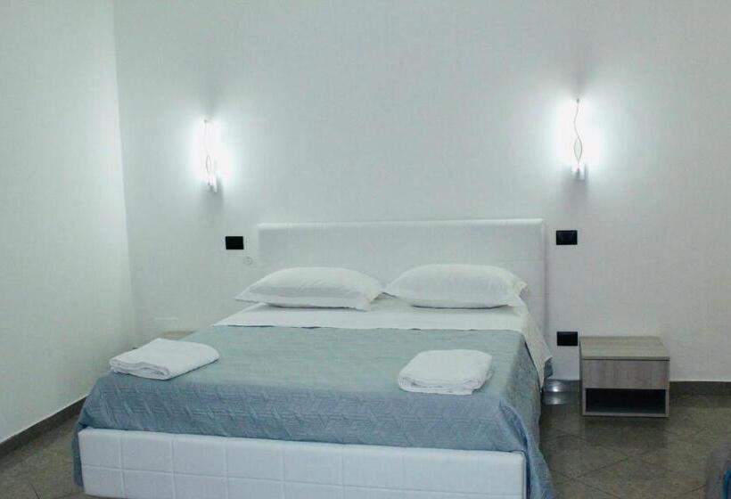 Chambre Quadruple Standard avec Balcon, Beauty House