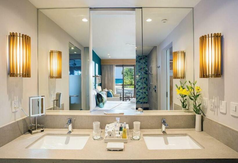 סוויטת ג'וניור צדדית נוף לים, Dreams Natura Resort & Spa All Inclusive