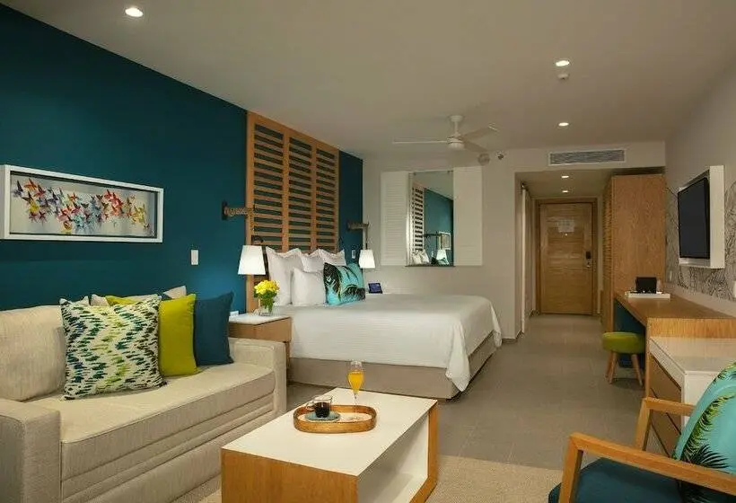 キングサイズベッドのジュニアスイート, Dreams Natura Resort & Spa  All Inclusive